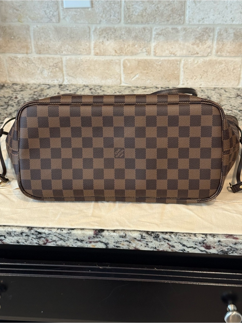 Louis Vuitton Damier Ebene Checkerboard Brown Tote - Picture 4 of 16
